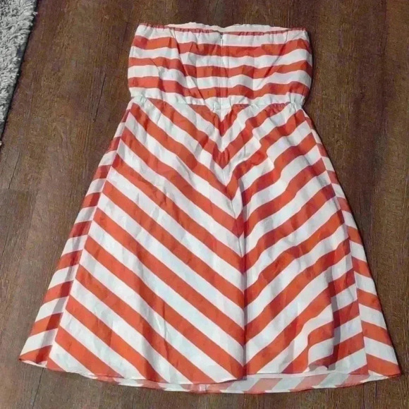 The Limited coral and white strapless dress size medium - Picture 4 of 5